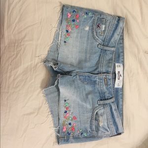 light wash colorful beaded denim shorts