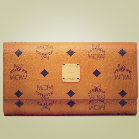 mcm long bifold wallet