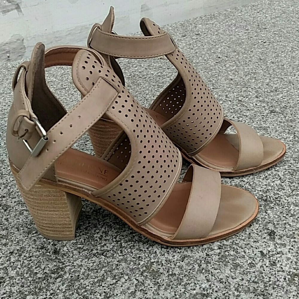 Catherine Malandrino wedge sandals