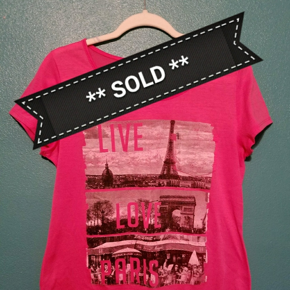 ** SOLD ** Rue 21 Paris Tee size XL