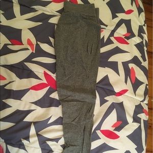 Mossimo Thin Gray Crop Leggings