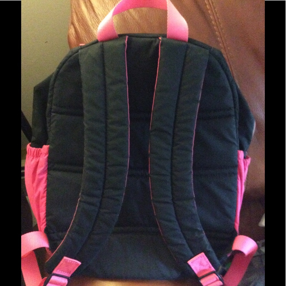 Backpack - Picture 2 of 5
