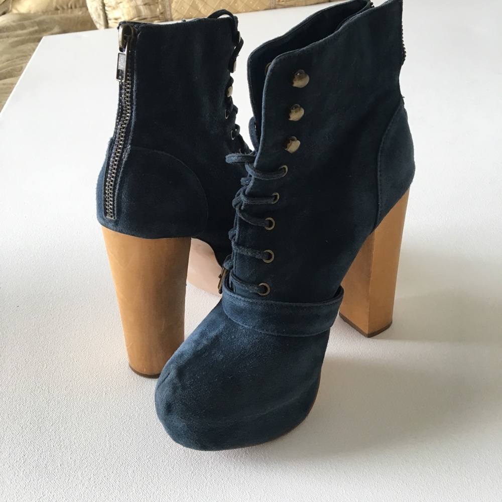Steve Madden ankle boots wooden heels