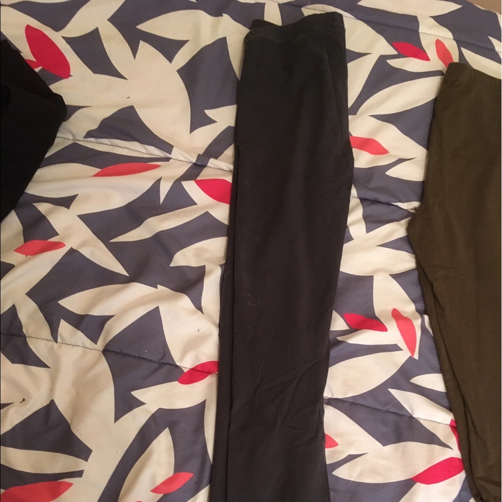 Forever 21 Gray Crop Leggings