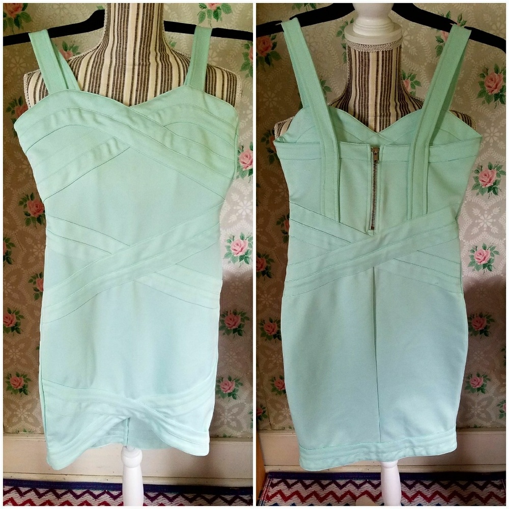 NWOT mint green structured bodycon dress