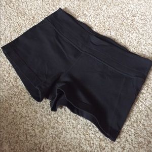Athleta shorts size small