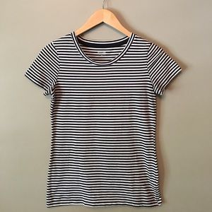 Mossimo black and white striped tee