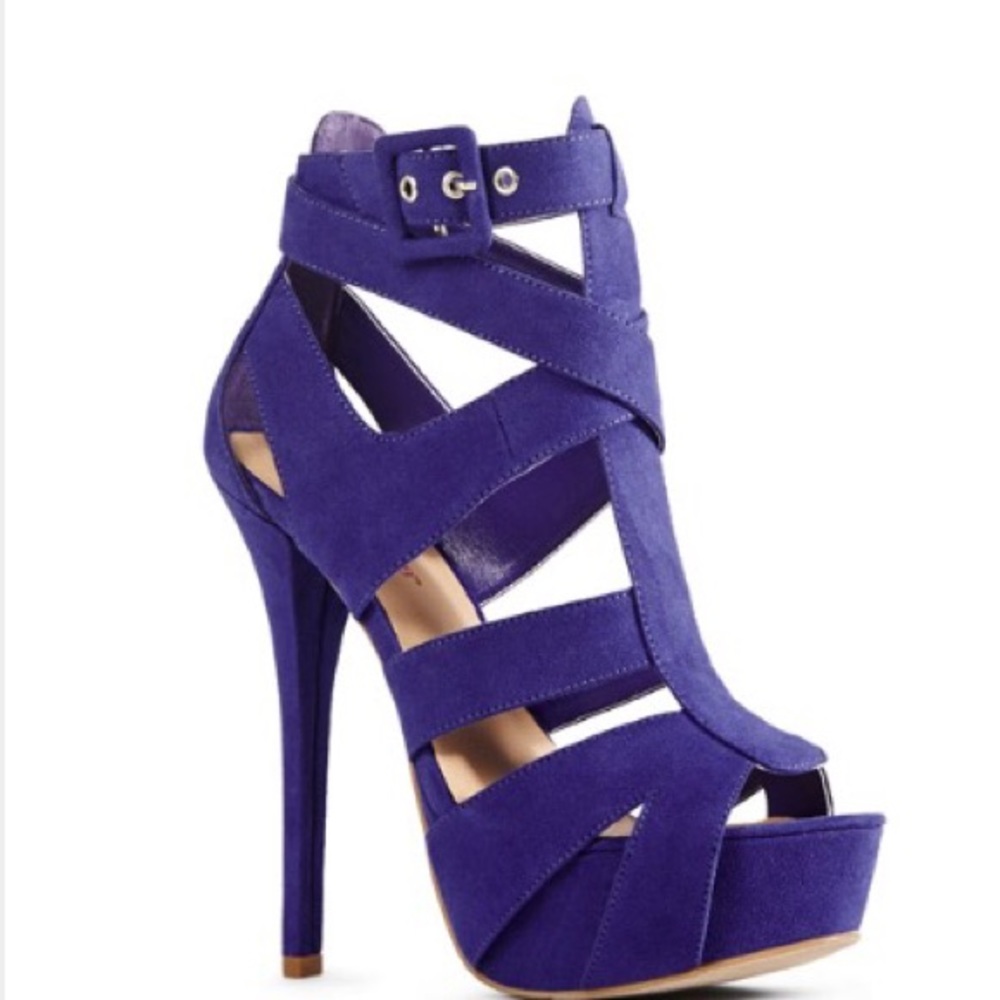 JustFab Pallina High Heels - Picture 7 of 8