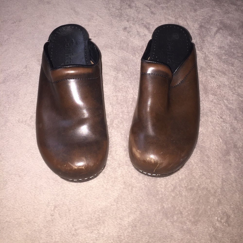 Sanita clogs