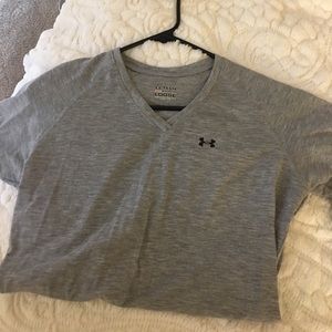Under armor women's small heat gear workout tshirt