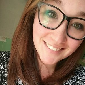 Meet your Posher, Jenn