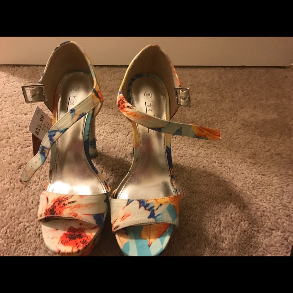 NWT Sexy multi colored platform heels
