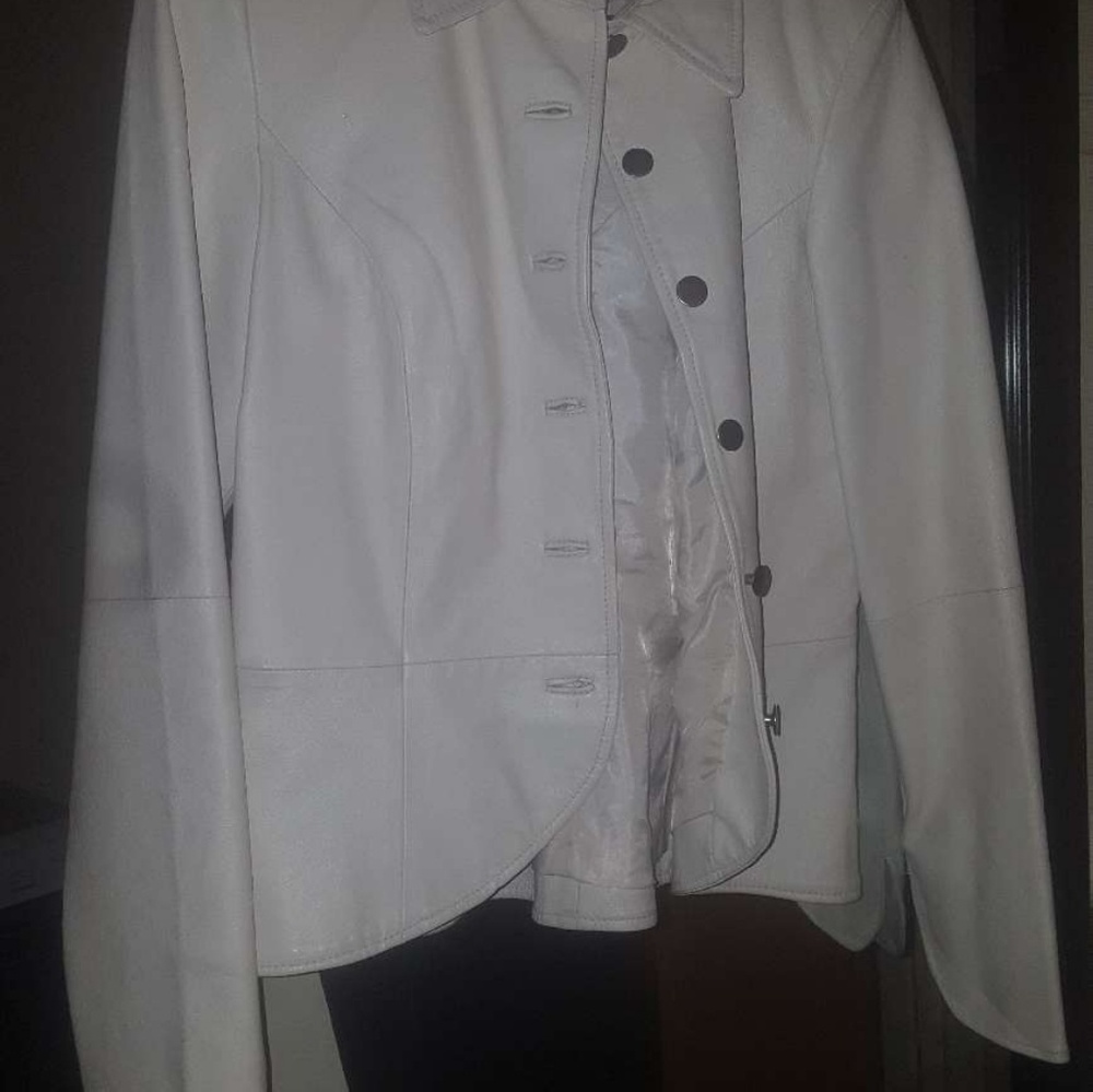 Shape fx white leather jacket