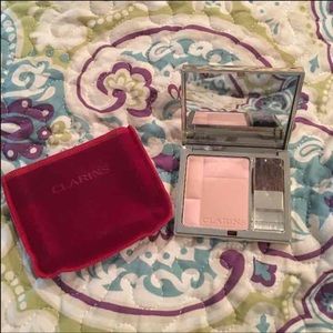 💖 Clarins Illuminating Cheek Powder