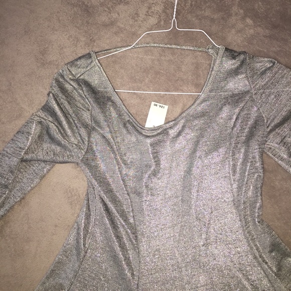 Dress - Picture 3 of 4