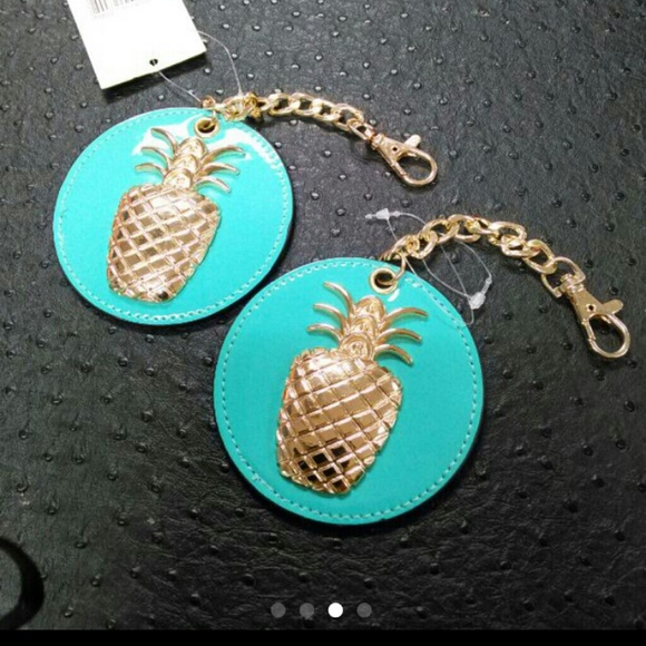 Make up bags with keychain - Picture 2 of 4