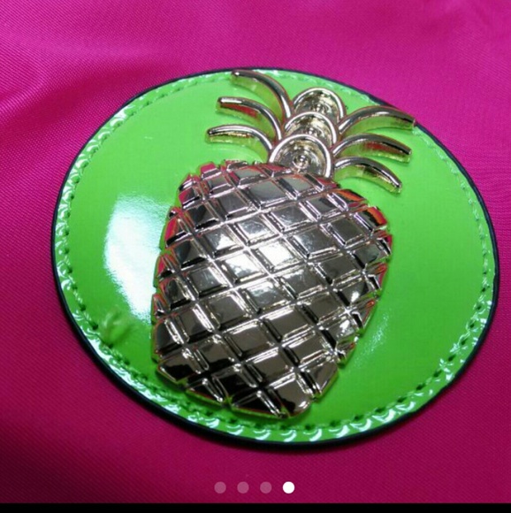 Make up bags with keychain - Picture 3 of 4