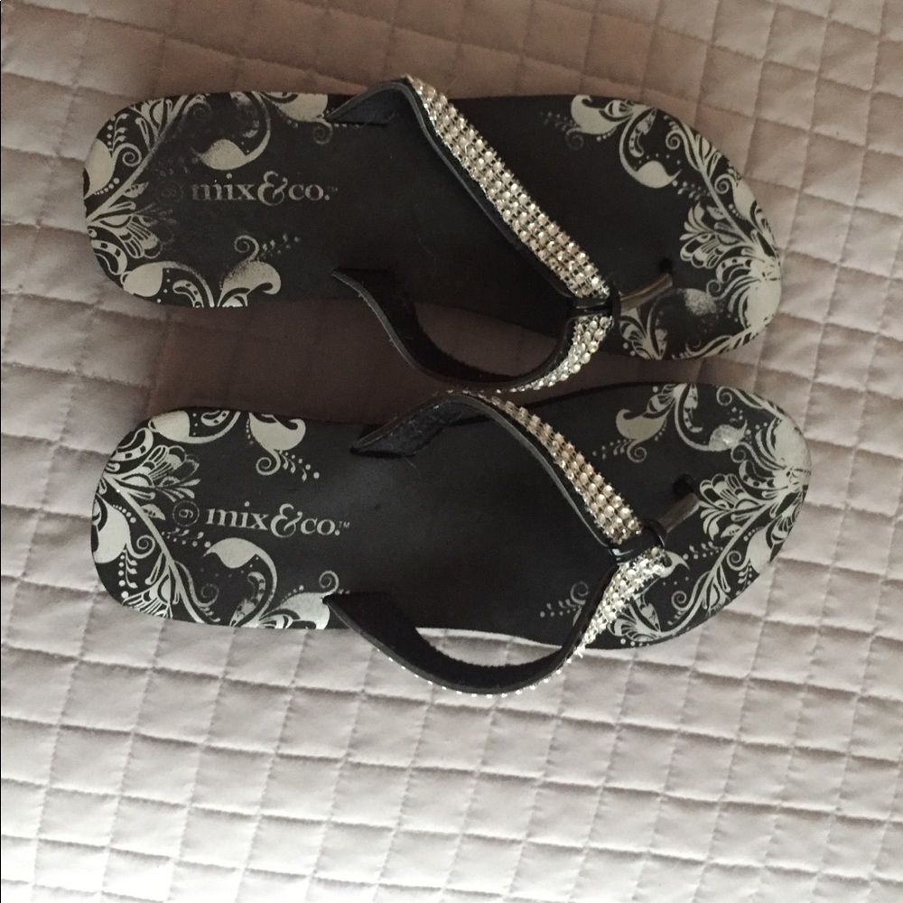 Sparkly wedge flip flops