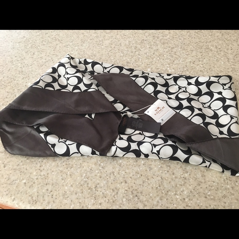 Coach NWT scarf
