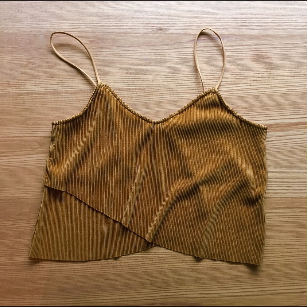 Kendall & Kylie crop top blouse