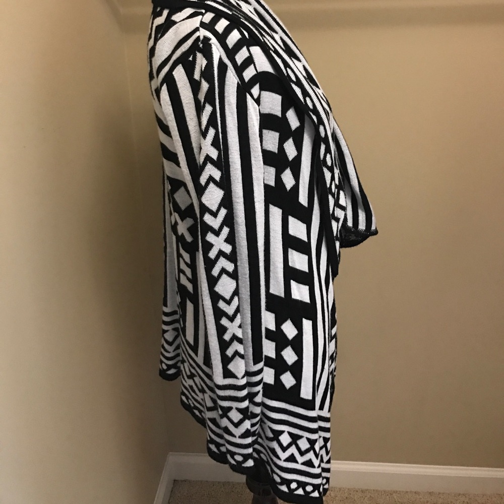 Aztec cardigan - Picture 2 of 3