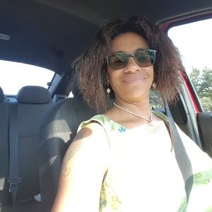 Meet your Posher, Carmen