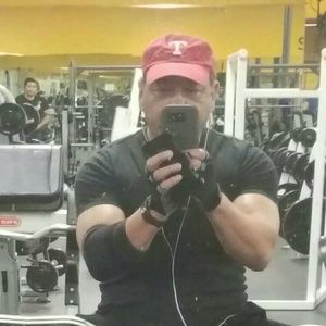 Meet your Posher, Larry