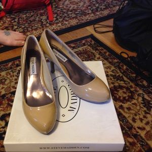 Steve Madden kitten heel