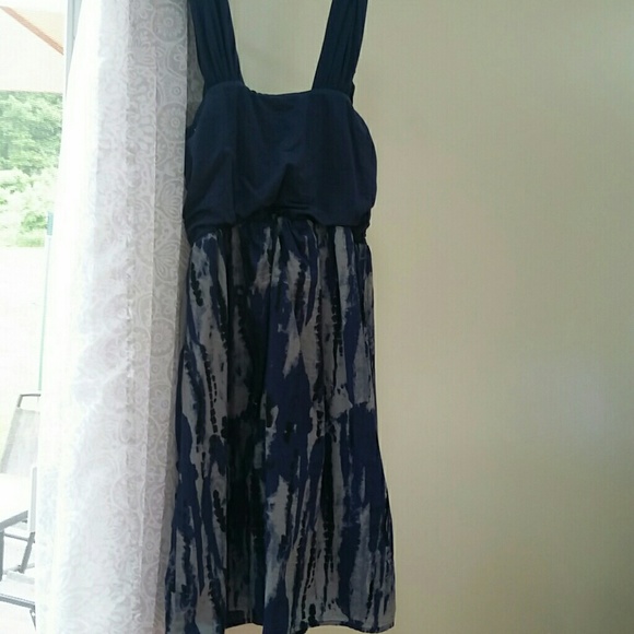 Converse dress! - Picture 3 of 4