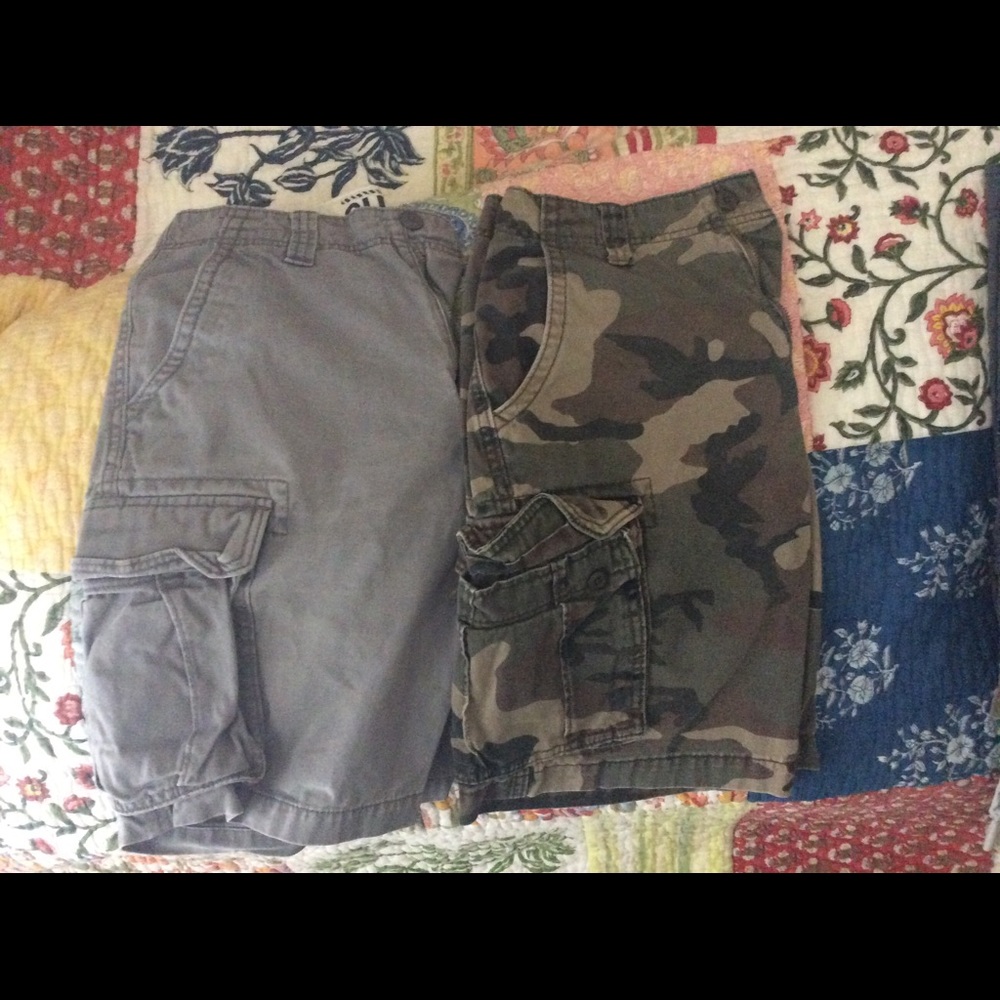 old navy men's shorts size 28