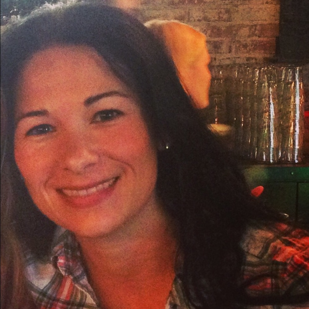 Meet your Posher, Angie