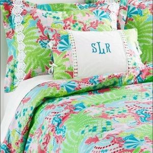 Twin lilly pulitzer duvet with pillow sham