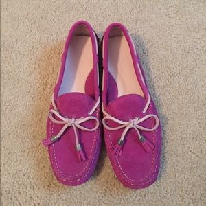 Close Haan pink moccasins