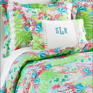 Meet your Posher, Victoria