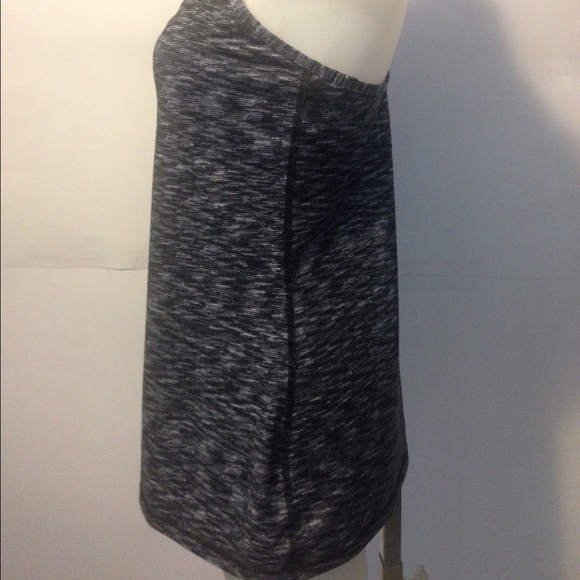 LULULEMON PowerY Tank Top w Shelf Space BlackGray - Picture 2 of 5
