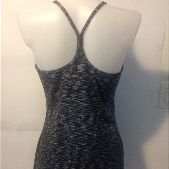 LULULEMON PowerY Tank Top w Shelf Space BlackGray - Picture 3 of 5