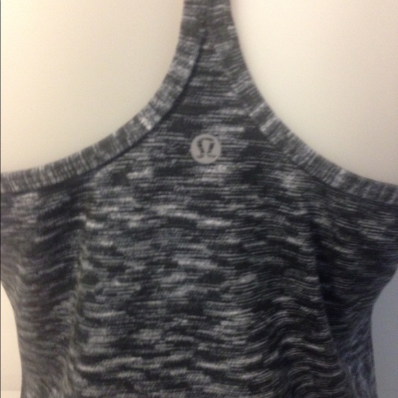 LULULEMON PowerY Tank Top w Shelf Space BlackGray - Picture 4 of 5