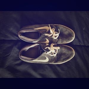 nike skate shoes