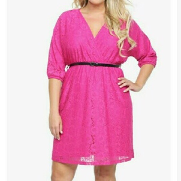 torrid Dresses & Skirts - Torrid Berry Pink Lace Dress