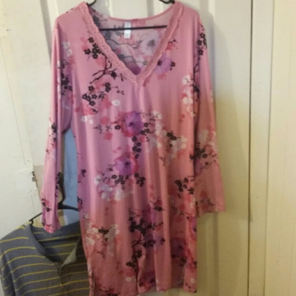 Cruz brand dress/gown