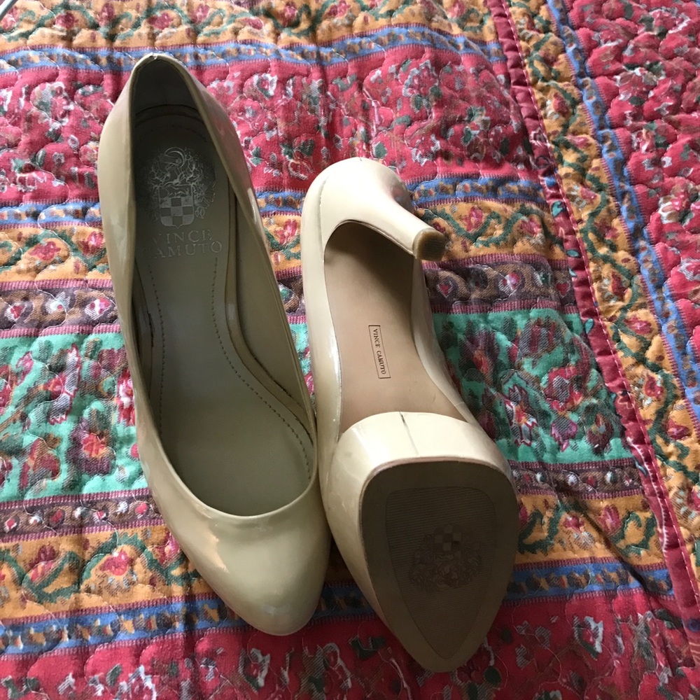 New Vince Camuto