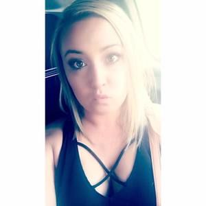 Meet your Posher, Katelyn