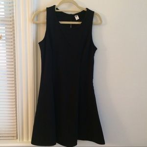 Old Navy Black Knit Dress