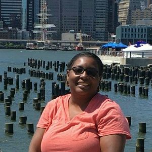 Meet your Posher, Cassandra