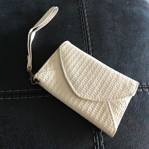 White and gold wallet/phone case