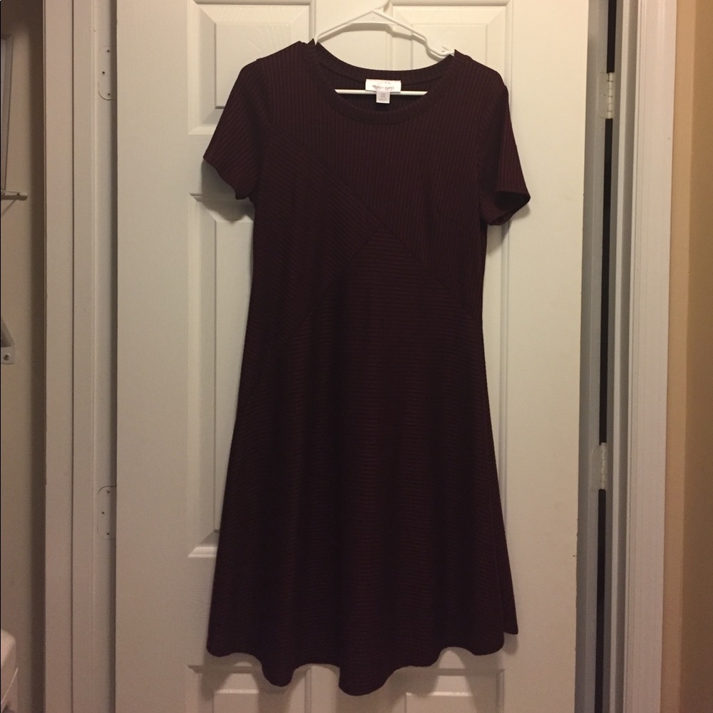 Motherhood Maternity Dress