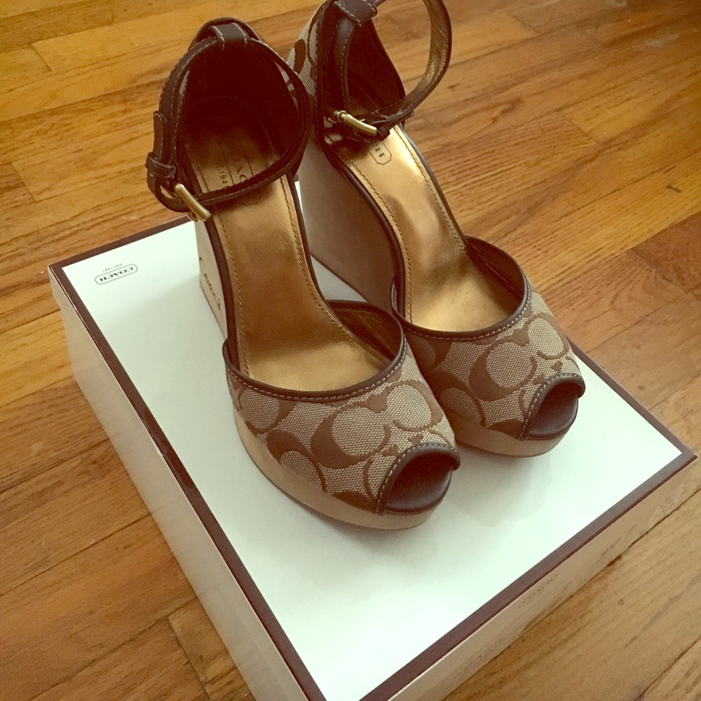 Coach wedges