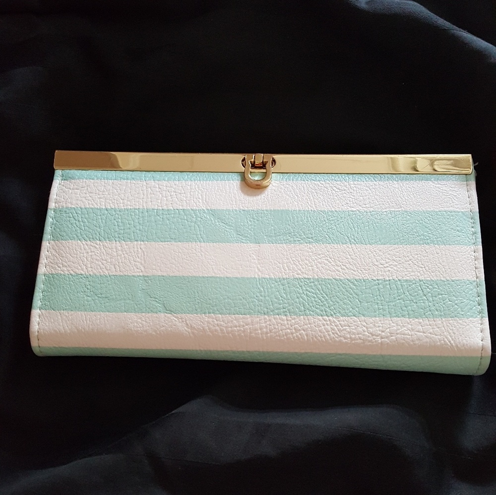 Mint green & white wallet