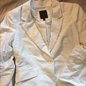 Perfect summer blazer! Linen Blend White Blazer