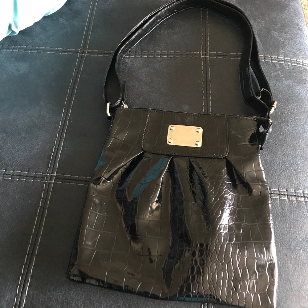 Patent leather purse. NWOT
